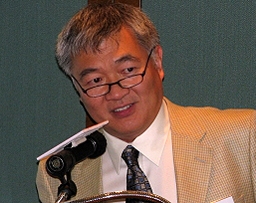 Professor Sun Chaofen addresses the Asia Society in Hong Kong on September 29, 2008. (Asia Society)