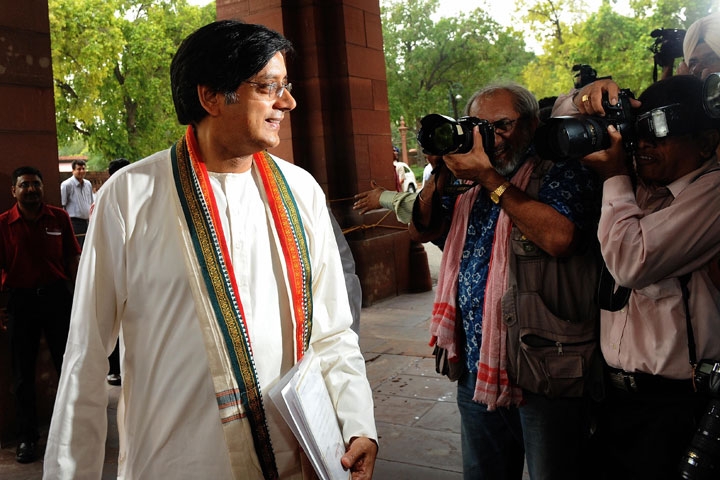 Indian Junior Foreign Minister Shashi Tharoor (L) arrives at Parliament in New Delhi on June 1, 2009. (Prakash Singh/AFP/Getty Images)