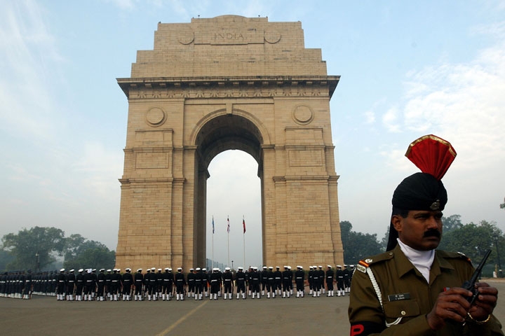 Indian army personnel stand guard at India Gate on Vijay Diwas in New Delhi on Dec. 16, 2008. (Prakash Singh/AFP/Getty Images)