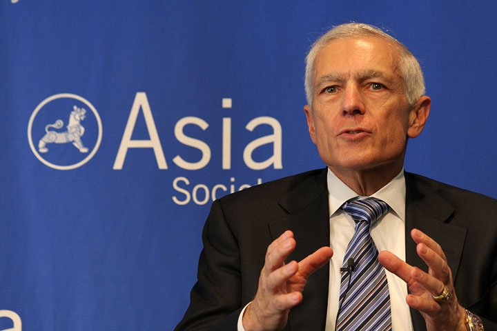 Wesley Clark outlines specific policy recommendations for the US's engagement with Burma. (2 min., 31 sec.) 