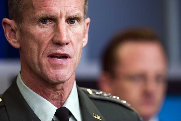 US commander in Afghanistan General Stanley McChrystal (R) speaks during a press briefing with White House spokesman Robert Gibbs (rear) on May 10, 2010. (Jim Watson/AFP/Getty Images)