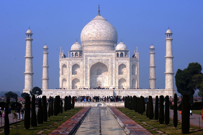 Tourists visit the Taj Mahal in Agra on January 20, 2010. (Prakash Singh/AFP/Getty Images)