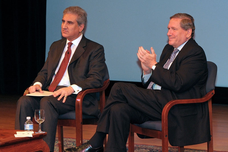 Pakistan Foreign Minister Shah Mahmood Qureshi and Richard Holbrooke, the US State Department's Special Representative for Afghanistan and Pakistan. (Elsa Ruiz/Asia Society)
