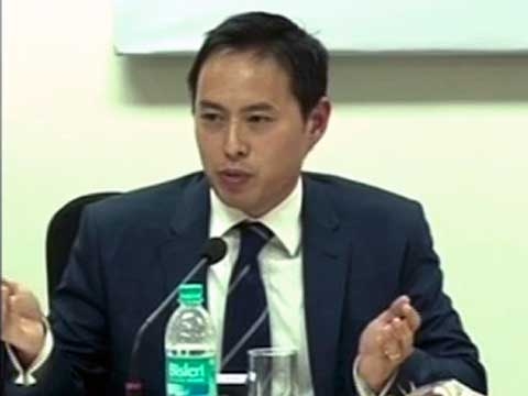 In Mumbai on June 14, John Lee discusses whether Chinese investment in Africa is a threat to India and also speaks about China's status as a rising power. (2 min., 16 sec.)