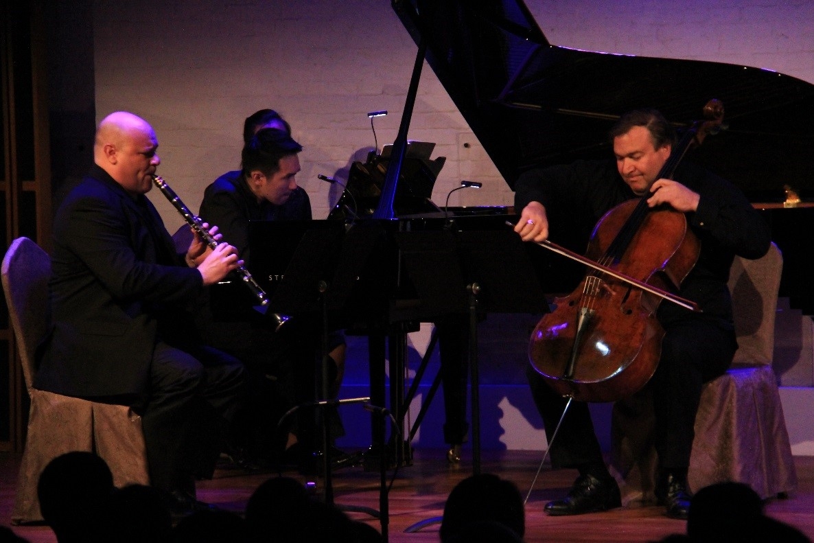 L to R: Andrew Simon (Clarinet), Warren Lee (Piano), and Richard Bamping (Cello)
