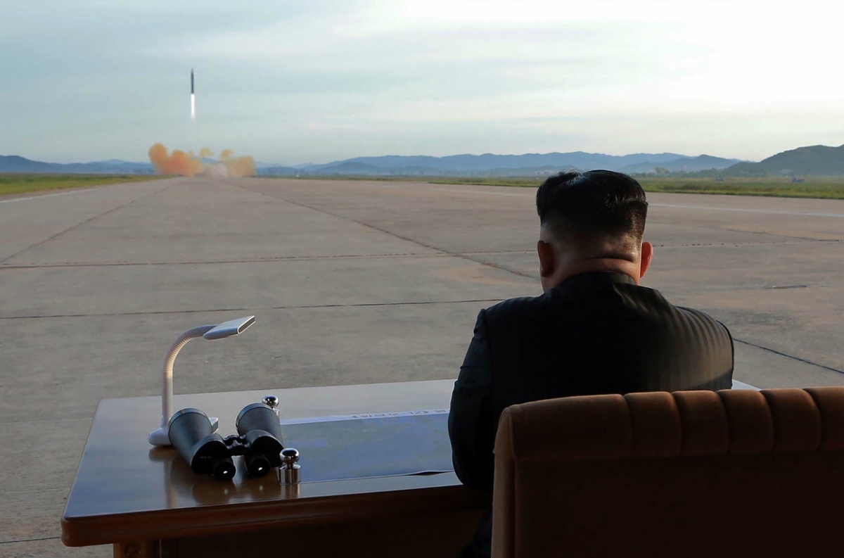 Kim Jong Un watches a rocket launch
