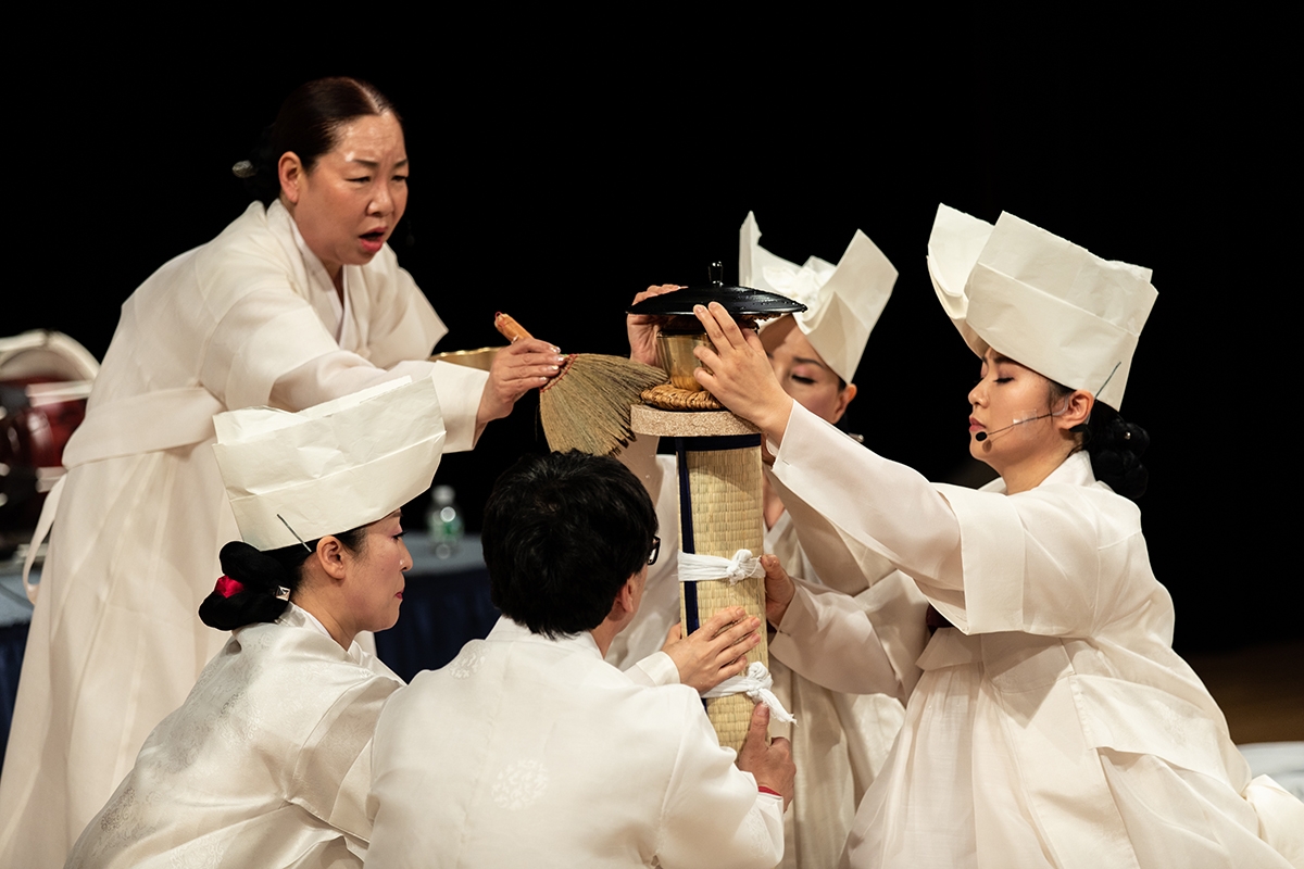 Ssitkimkut: The Korean Shaman Ritual of the Dead at Asia Society New York