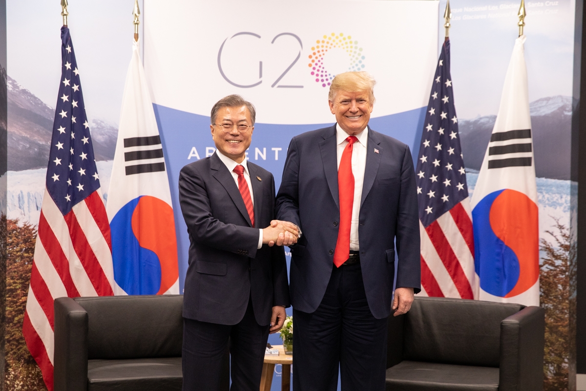 Donald Trump and Moon Jae-in at the 2018 G20 Summit