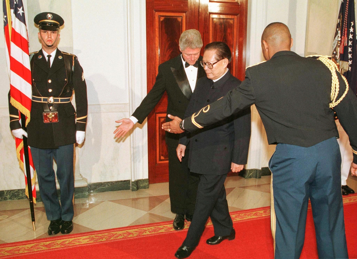 Bill Clinton and Jiang Zemin