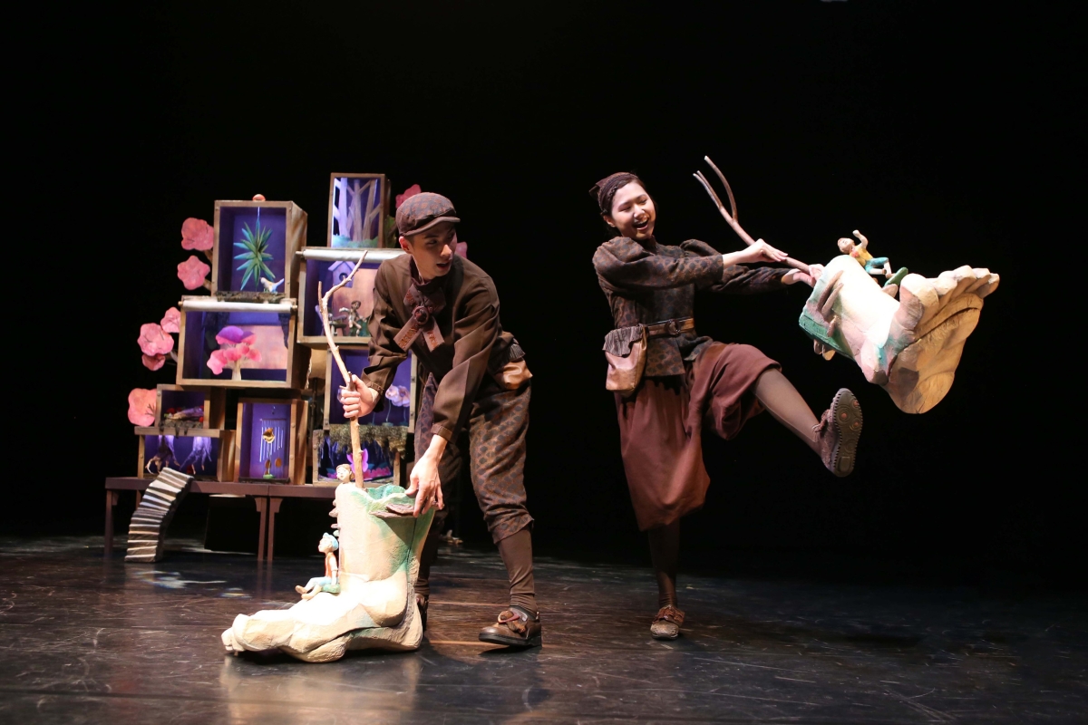 'The Selfish Giant' by Taiwan's The Puppet & Its Double Theater