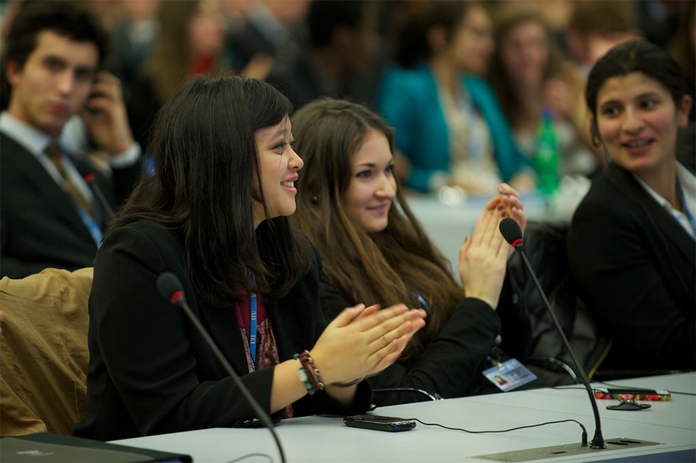 Students in a Model United Nations exercise (ITU Pictures/Flickr)