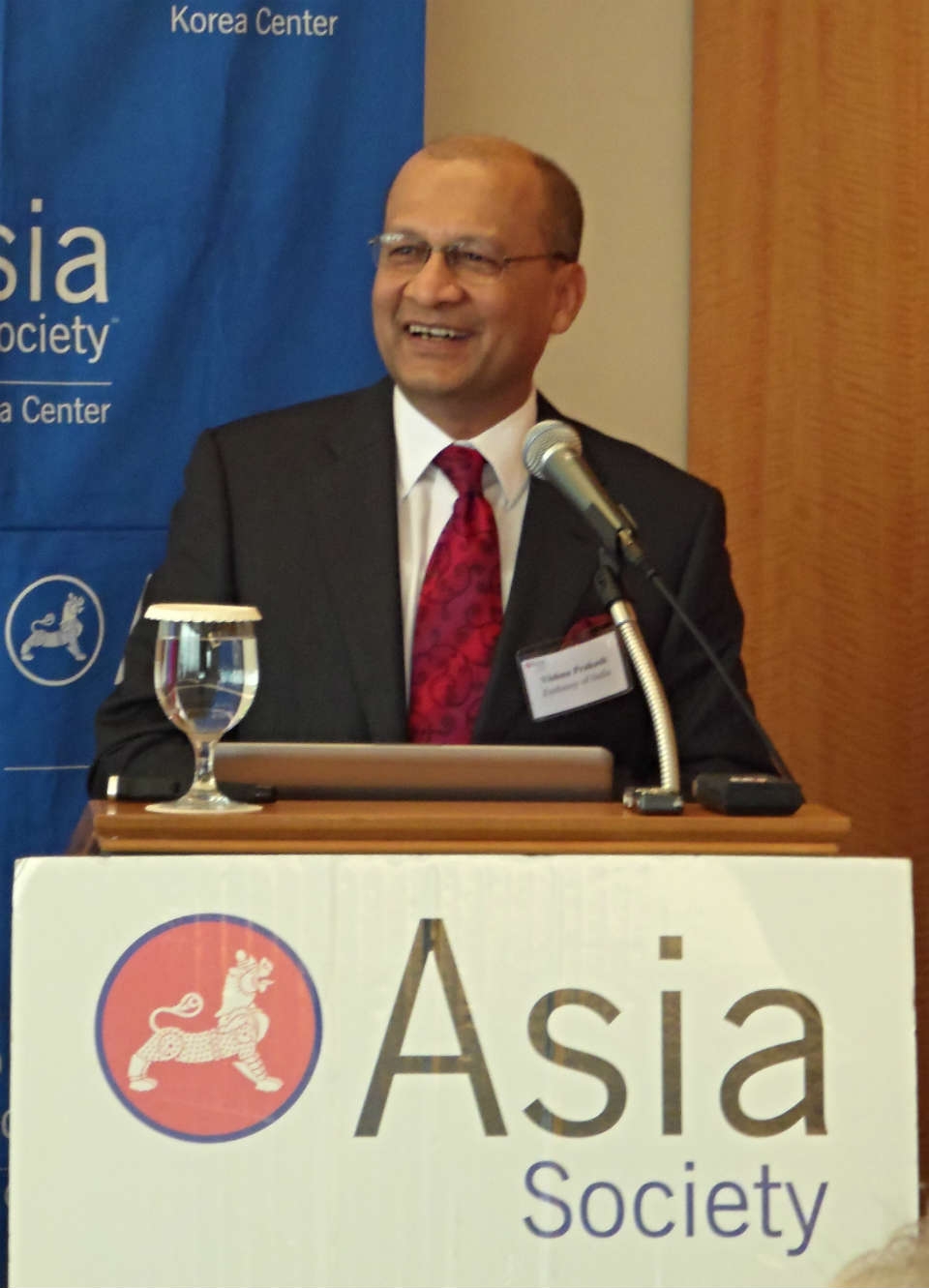 H.E. Vishnu Prakash, the Indian Ambassador to Korea.