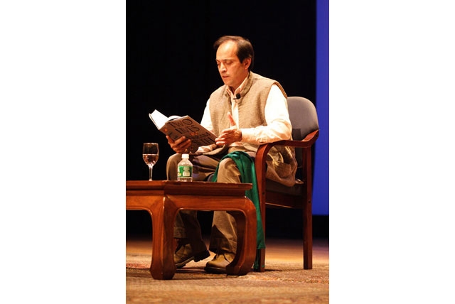 Vikram Seth reads from Two Lives at an the Asia Society on Nov. 16, 2005. (Preston Merchant/Asia Society)