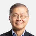 Acclaimed virologist Dr. David Ho