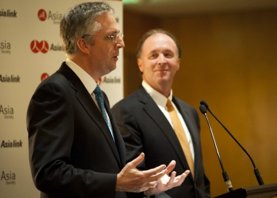 Mark Scott, Managing Director of the Australian Broadcasting Corporation, and Sid Myer, Chairman, Asialink Asia Society AustralAsia Center, in Sydney on August 5, 2010.