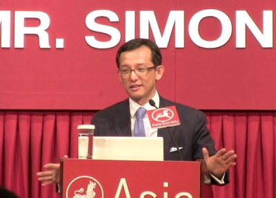 Asia Society Global Council Co-Chair Simon Tay speaking in Hong Kong in fall 2010. (Asia Society Hong Kong Center)