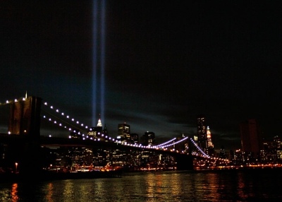 The 'Tribute in Light' in downtown Manhattan is seen from the Brooklyn waterfront near the Brooklyn Bridge on September 11, 2010 in the Brooklyn borough of New York City. (Chris Hondros/Getty Images)