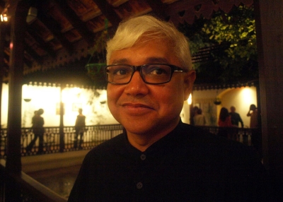 'River of Smoke' author Amitav Ghosh, appearing at Asia Society New York on Nov. 3, 2011. (Frederick Noronha/Flickr)