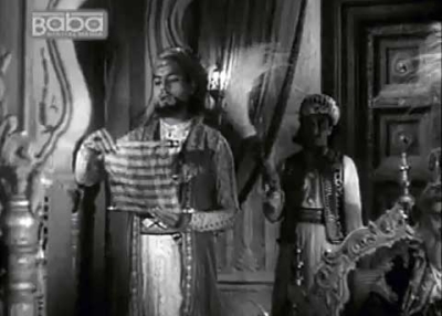 Rocking the mic at the Mughal court, circa mid-1800s: Mushaira scene from the film Mirza Ghalib (1954). 