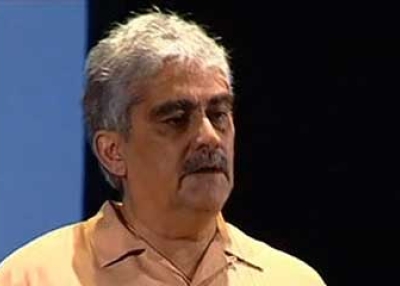 Nadeem ul Haque giving a talk at TedxLahore in July 2010.