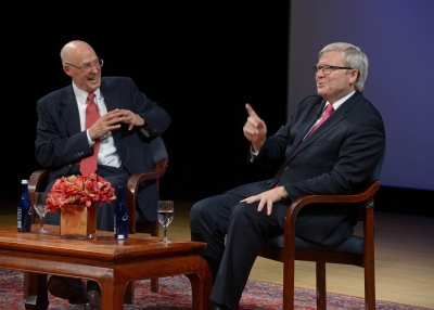 Henry Paulson (L) and Kevin Rudd (R) at Asia Society’s event in New York on September 11, 2014. (Elsa Ruiz/Asia Society)