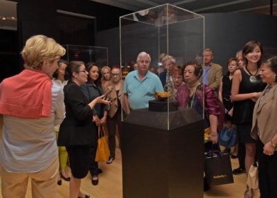 Asia Society members get an early glimpse of 'Philippine Gold.' (Elsa Ruiz/Asia Society)