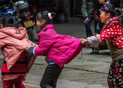 Students in Shibao, Chongqing, China. (Ted McGrath/Flickr)