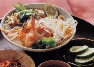 Classic Noodle Soup (K'tieu)