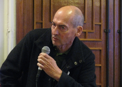 Rem Koolhaas speaking in Hong Kong on Jan. 27, 2010. (Asia Society Hong Kong Center)