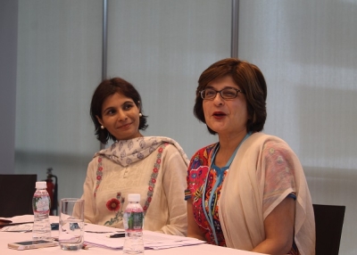 Moomal Mehta (L) Farahnaz Ispahani (R) in Mumbai on August 6, 2014. (Asia Society India Centre)