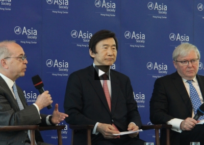 Daniel Russel, Yun Byung-Se, and Kevin Rudd discuss North Korea at a luncheon in Hong Kong.