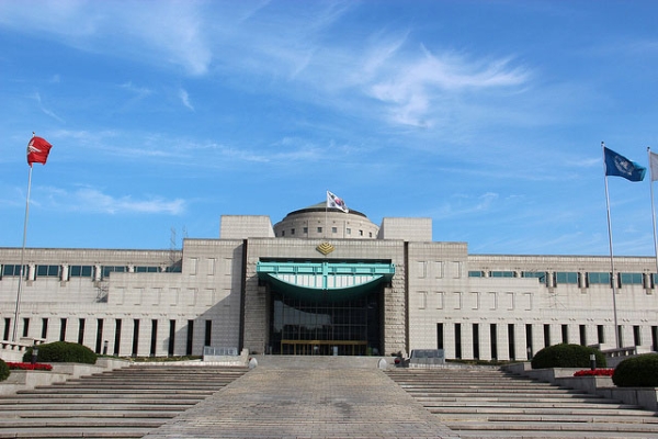 Located in Seoul, the War Memorial of Korea was opened in 1994 on the former site of Korean Army headquarters. (Wilson Loo/Flickr)