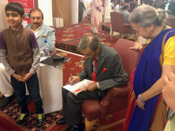 Actor, producer, and television broadcaster Zia Mohyuddin signed autographs at the 2013 Karachi Literature Festival. (Annie Ali Khan)