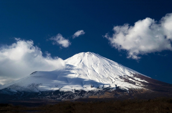 Japan's Mount Fuji, hailed as a "sacred place and source of artistic inspiration" in a new UNESCO heritage designation.  (Lintaro H./Flickr)