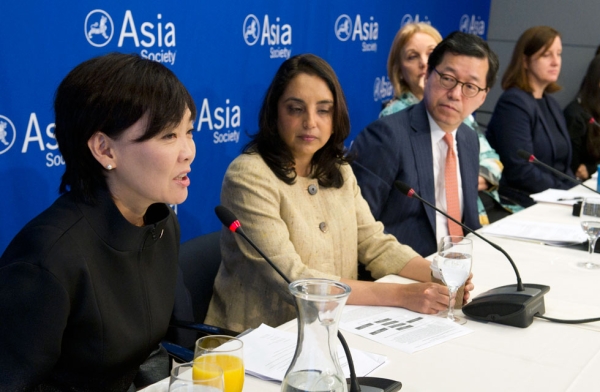 L to R: Akie Abe, Sheena Iyengar, Young Joon Kim, Josette Sheeran, and Terri McCullough at Asia Society New York on Sept. 26, 2014. (Elena Olivo/Asia Society)