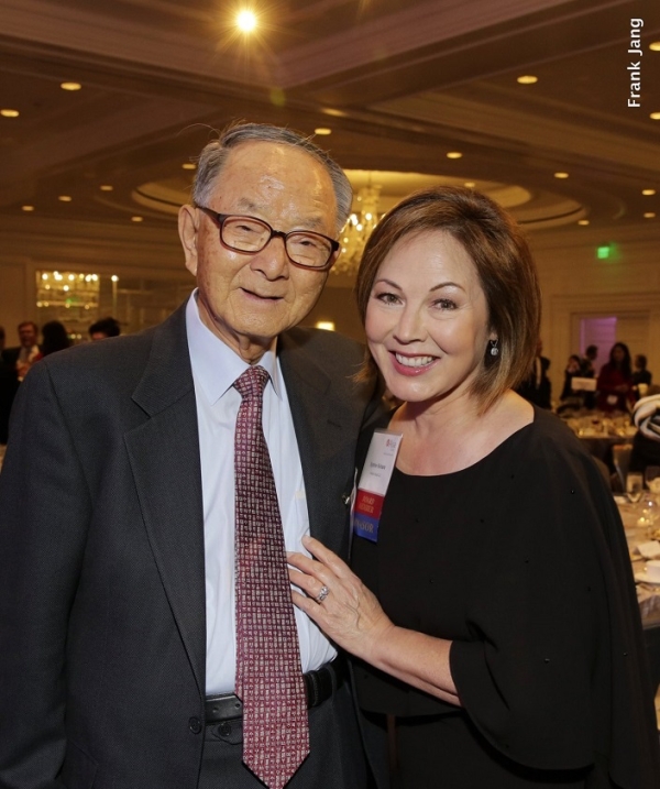 Chong-Moon Lee, Chairman Emeritus, ASNC stands with Sydnie Kohara, who served as the Master of Ceremonies (Frank Jang Asia Society)