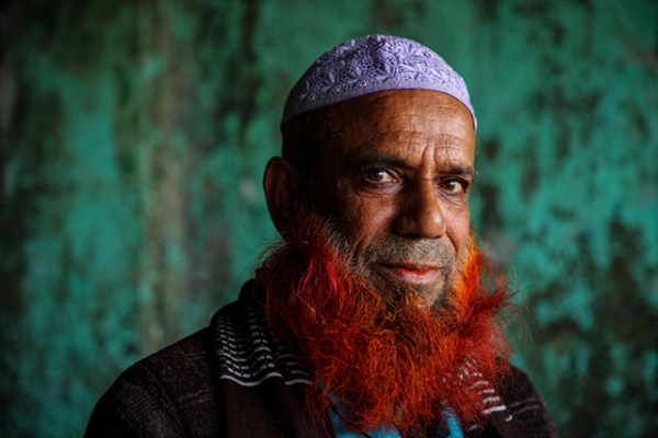 Bangladeshi man with a henna-dyed beard. (GMB Akash)