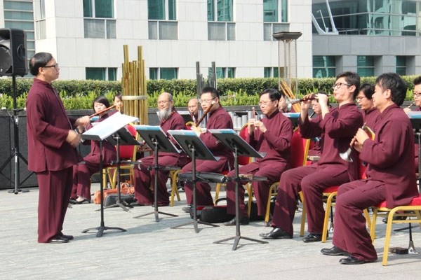 The Hong Kong Chinese Orchestra performed a series of free lunchtime concerts at Asia Society Hong Kong Center between September, 2012 and March, 2013. 
