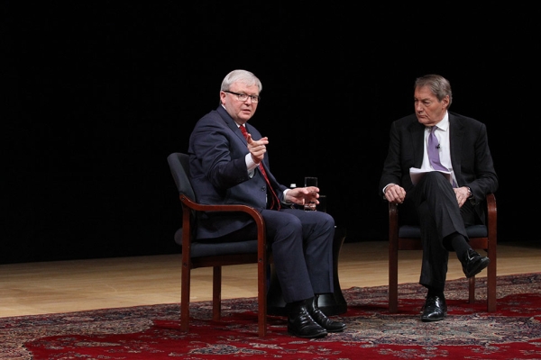 Asia Society Policy Institute President Kevin Rudd was joined by journalist Charlie Rose at Asia Society on February 17 for a talk on the future of Asia, China, and the world. (Ellen Wallop/Asia Society)
