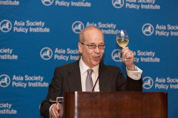 Daniel R. Russel, Assistant Secretary of State for East Asian and Pacific Affairs, makes a toast. (Nick Khazal/Asia Society)