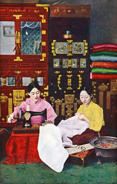 "Needlewerk [sic] of high-class Lady." 1915-1930. (Hinode Shoko/New York Public Library)