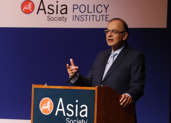 India Finance Minister Arun Jaitley delivers an address at Asia Society New York on Monday, in a program that also featured Indian Ambassador to the U.S. Arun Kumar Sing, CII President Naushad Forbes, and Secretary of the Department of Economic Affairs in the Indian Ministry of Finance Shaktikanta Das. (Ellen Wallop/Asia Society)