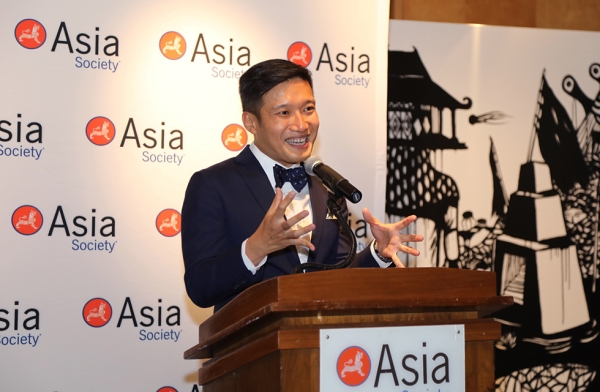 Kennie Ting, director of the Asian Civilisations Museum in Singapore, addresses attendees during the exhibition opening at Asia Society New York on March 7, 2017. (Ellen Wallop/Asia Society)