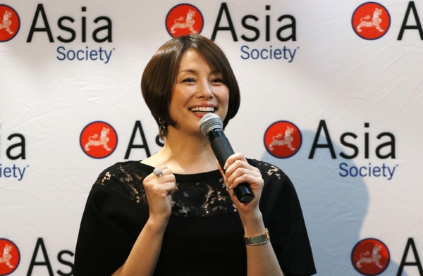 Ryoko Yonekura speaks at Asia Society New York on June 27, 2017. (Ellen Wallop/Asia Society)
