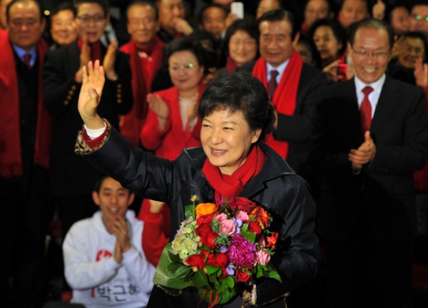 South Korea's president-elect Park Geun-Hye waves to supporters in Seoul on Dec. 19, 2012. (Kim Jae-Hwan/AFP/Getty Images) 
