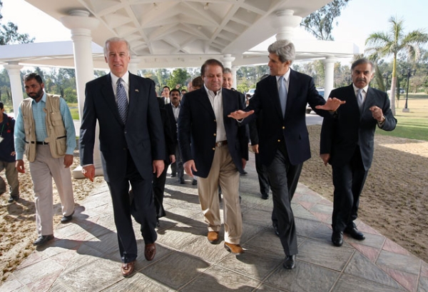 Then-Senators Joseph Biden and John Kerry with Nawaz Sharif during a U.S. congressional election monitoring trip to Lahore, Pakistan, in February 2008. (John Moore/Getty Images)