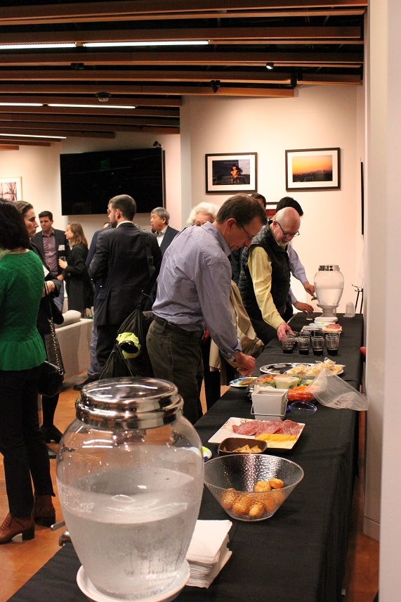 Afterwards, attendees helped themselves to complimentary hors d'oeuvres. (Asia Society)