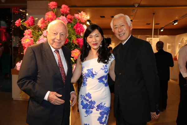 (Left to right) Henry H. Arnhold; Agnes Hsu-Tang, Tang Dynasty Ball Co-Chair; and Oscar Tang, Tang Dynasty Ball Co-Chair. 
