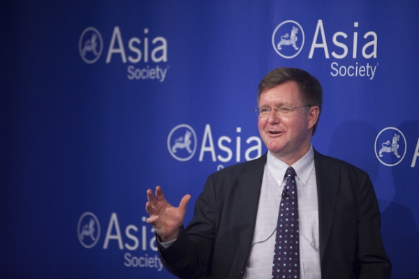 Prof. Odd Arne Westad, winner of the 2013 Asia Society Bernard Schwartz Book Award, speaks at Asia Society New York on December 18, 2013. (David Barreda/Asia Society)