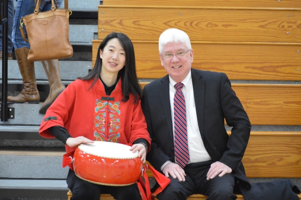 Batesville Mayor, Mike Bettice, celebrates the Chinese New Year with the school